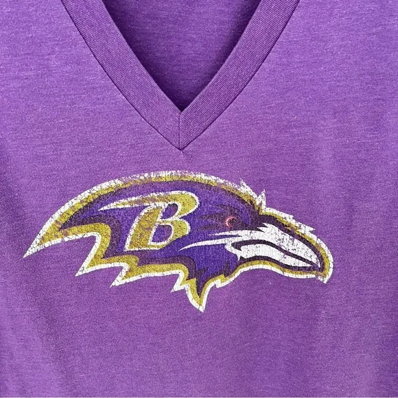 Ladies Baltimore Ravens vneck Tshirt. XL - Picture 5 of 7